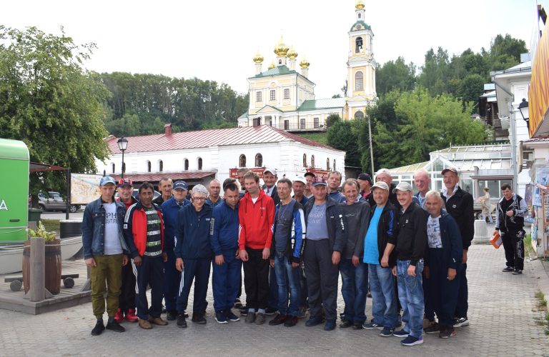 Экскурсия по реке Волга на теплоходе в город Плёс.