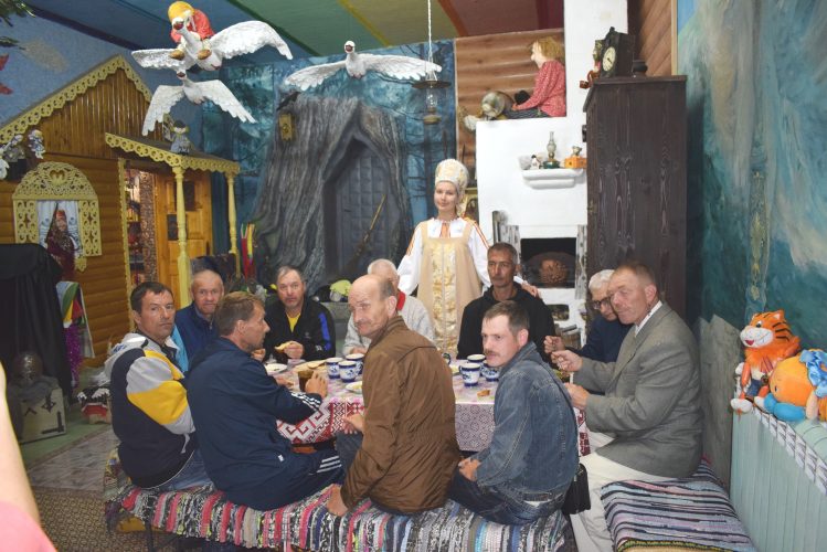 Экскурсия в музей «Сказкино».