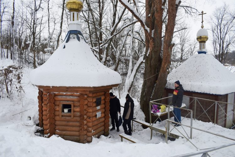 Крещение Господне у святого источника «Николенькин ключ».