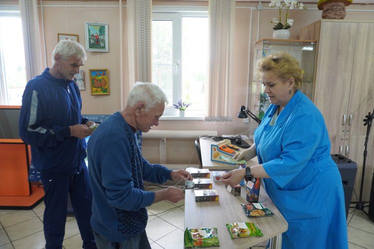 Занятие по финансовой грамотности:  покупки и настоящая самостоятельность.