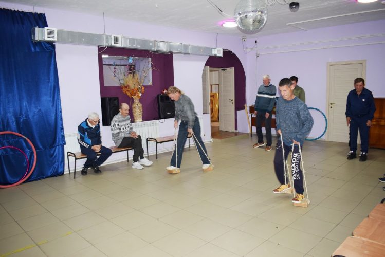 Участие в познавательно-развлекательном мероприятии «Игры народов России».