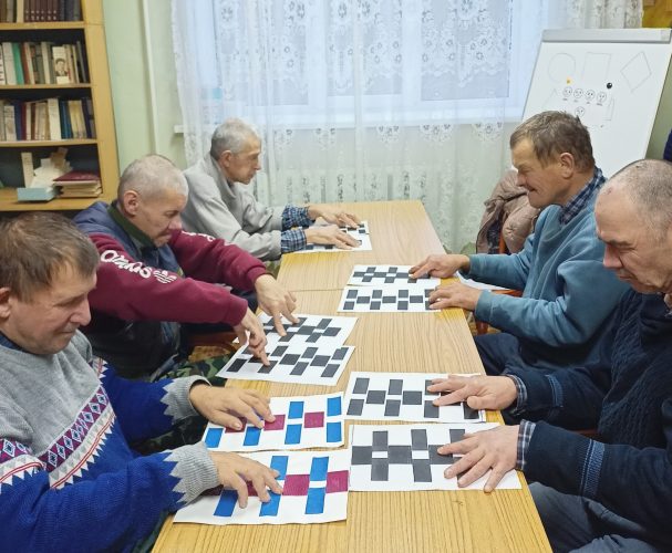 Групповое занятие психолога - нейрогимнастика.